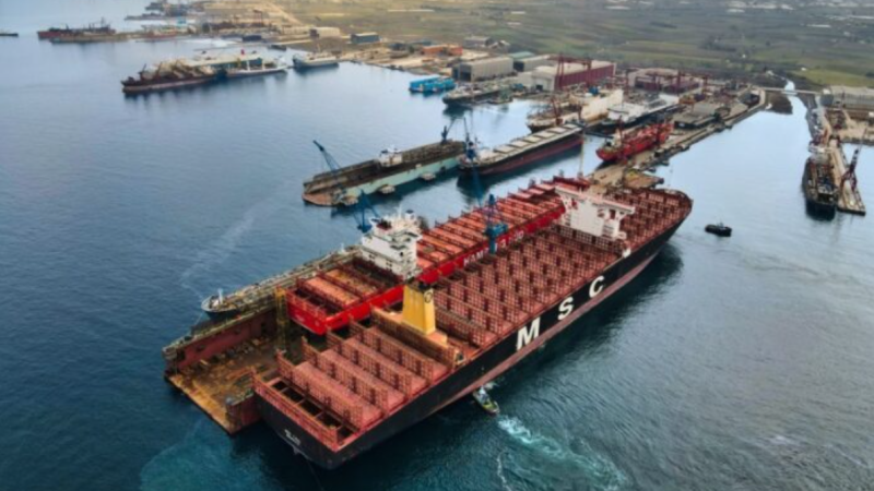 Ah Camogli (RR), Etrusco (Elbana di Navigazione) and two ships of Grimaldi under the care of Besiktas Shipyard