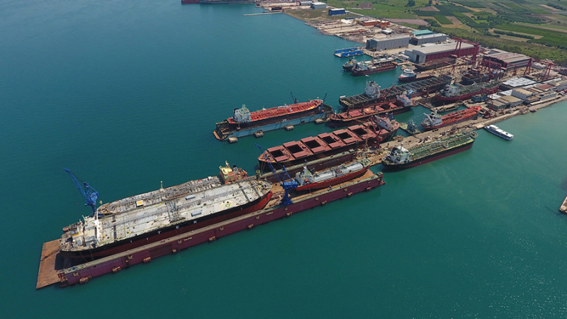 Besiktas starts to operate new floating dock for larger vessels